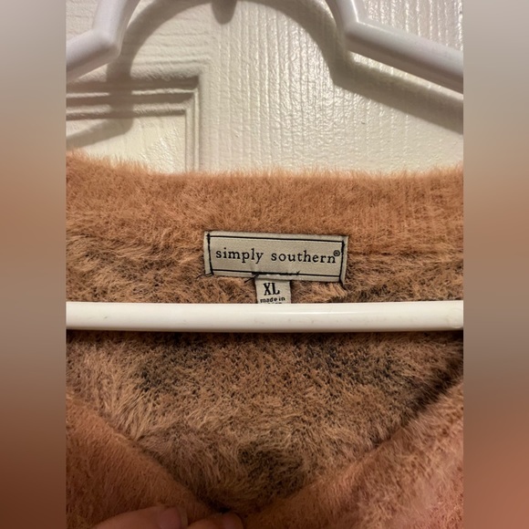 Simply Southern Women’s Fuzzy Leopard Print Crewneck Sweater Size XL Pullover - Picture 5 of 6